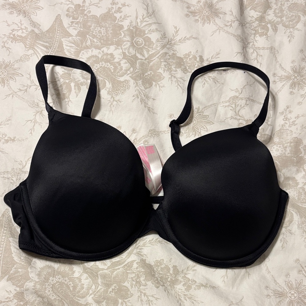 Victoria’s Secret PINK Wear Everywhere Push-Up Bra